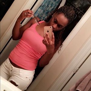 Meet your Posher, Shadaia