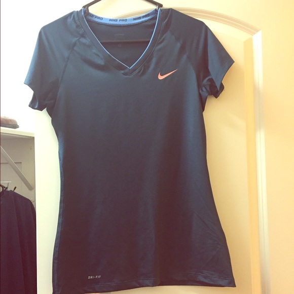 Nike Top