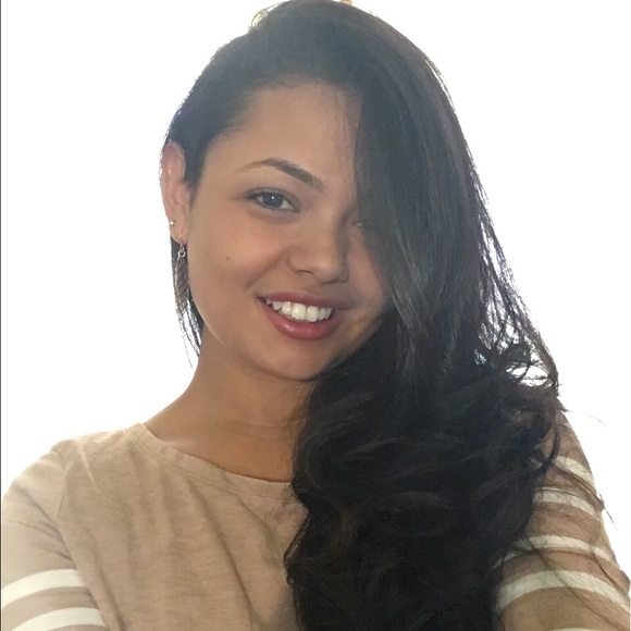 Meet your Posher, Adrii - Picture 1 of 1