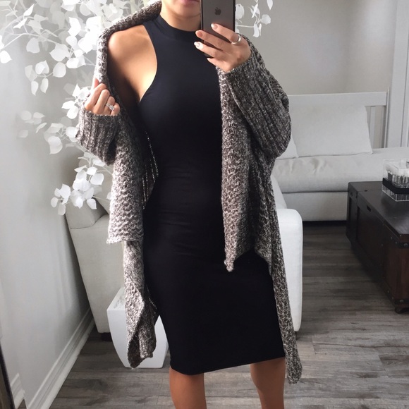 LAST!! RESTOCKED!! Heather Brown Knit Thick Cardi - Picture 2 of 4