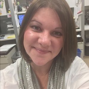 Meet your Posher, Mel