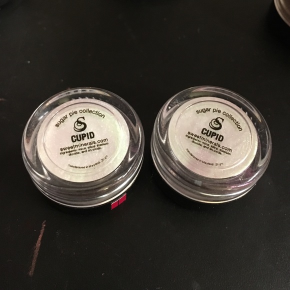 Cupid shimmer Mineral eye shadow.