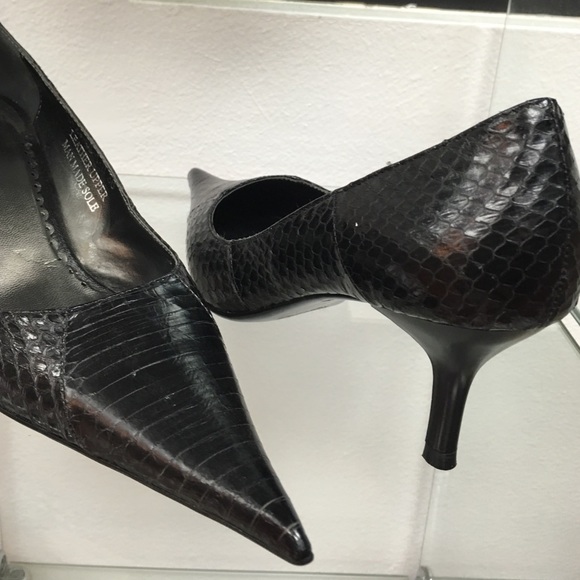 Gazith Black Leather High Heels - Picture 2 of 4