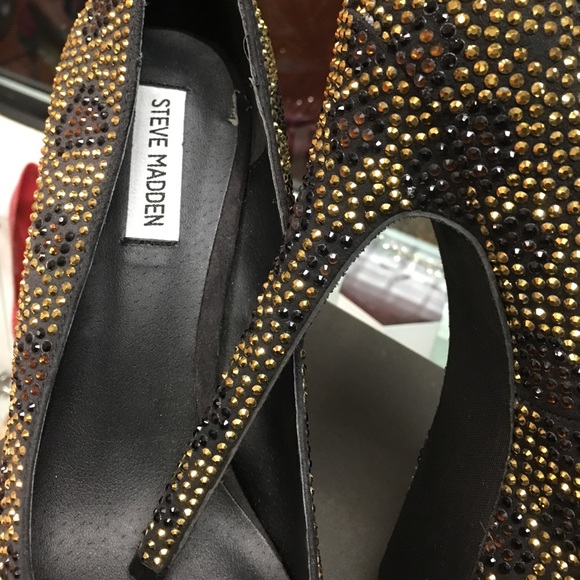 Steve Madden Rhinestone Platforms - Picture 3 of 4