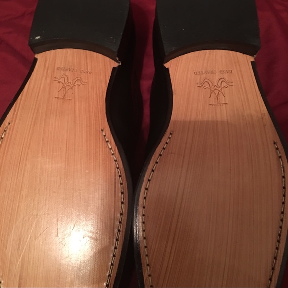 Black dress shoes
