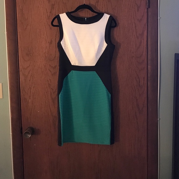 Cocktail dress very flattering