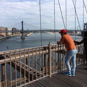 Meet your Posher, Victor