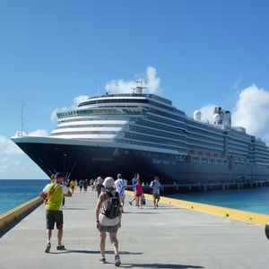 Meet your Posher, Cherie