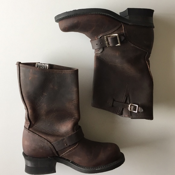 FRYE® Engineer 12R Boots - Picture 2 of 4