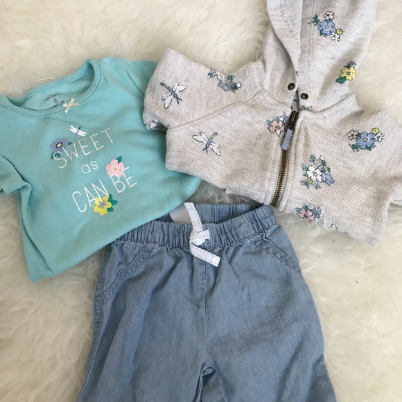 ❌SOLD❌ Carters Sweater Set