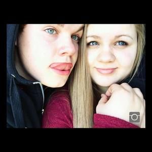 Meet your Posher, Brittney