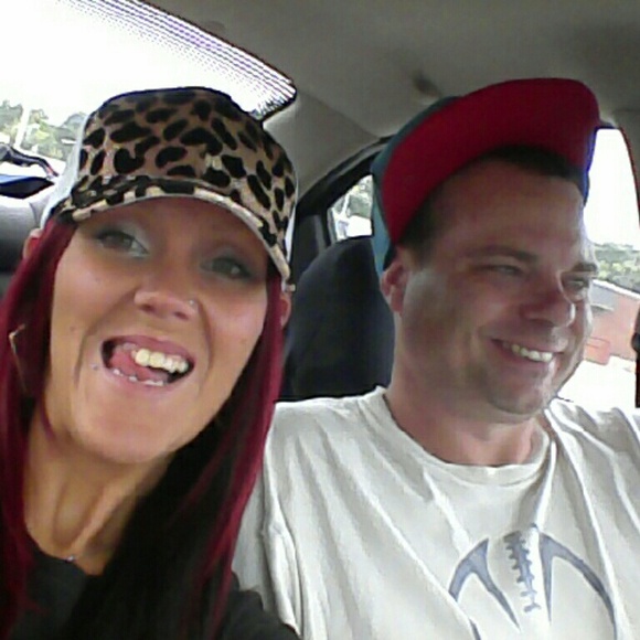 Meet your Posher, Alisha - Picture 1 of 4