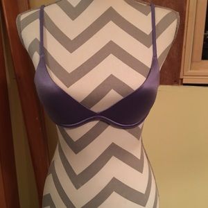 Victoria's Secret PINK. Size 34A. Scoopneck bra.