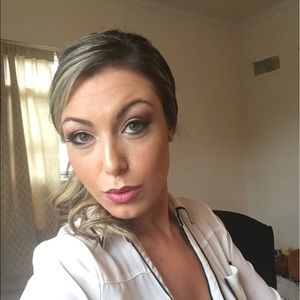 Meet your Posher, Gina