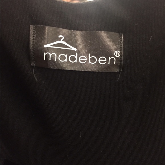 dress w/ mid-thigh slit - Picture 2 of 2