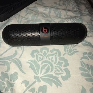 Beats Pill 2.0 by Dr. Dre