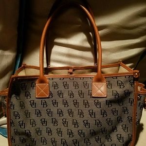 Dooney&Bourke Handbag
