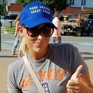 Meet your Posher, Andrea