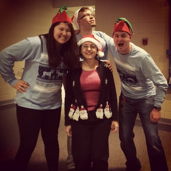 Meet your Posher, Christina - Picture 2 of 4