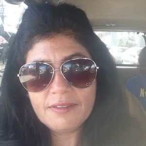 Meet your Posher, Estrella