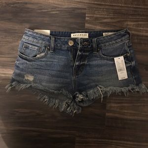 On sale! Bullhead low rise shorts