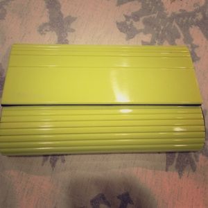 BCBG Generation Clutch