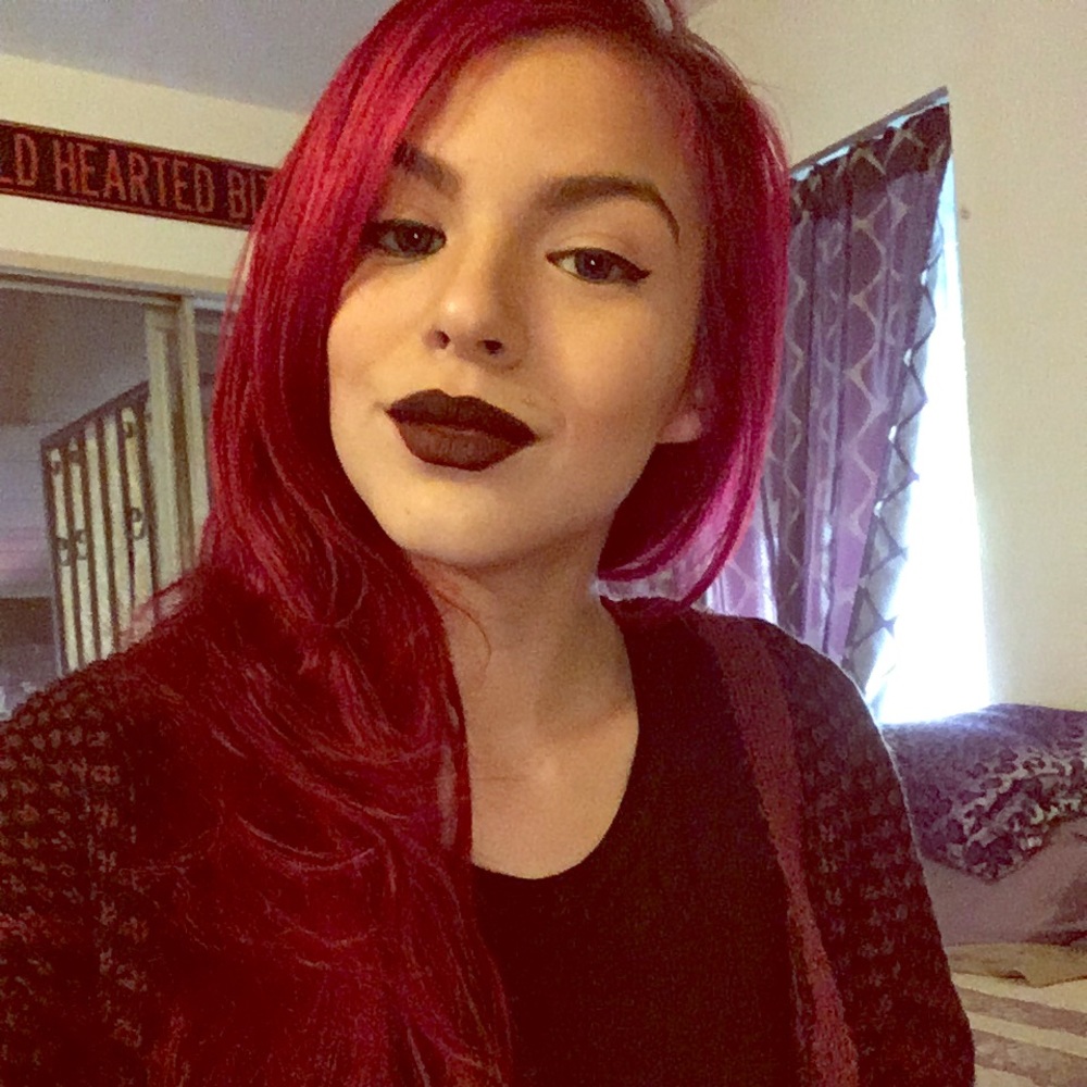 Meet your Posher, Camille