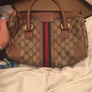 Gucci bag authentic