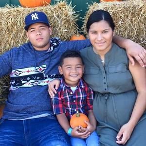 Meet your Posher, Imelda