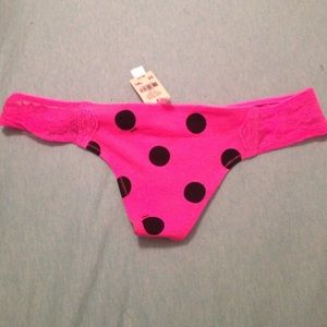 BRAND NEW Victoria Secret "Pink" thong