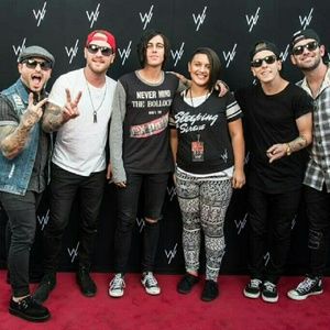 Meet your Posher, Mya