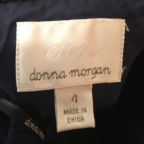 Donna Morgan Floor Length Gown Size 4 - Picture 3 of 3