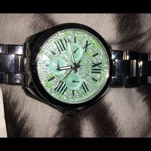 NWT Beautiful colored Fossil watch! OFFER
