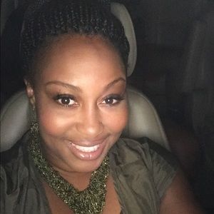 Meet your Posher, Trina