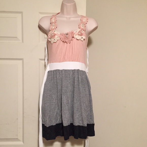 Adorable vacation and cruise wear dress