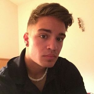 Meet your Posher, Brandon