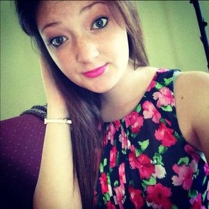 Meet your Posher, Sara