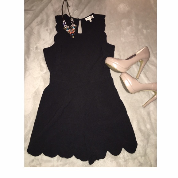 Black scalloped Romper! Size small.
