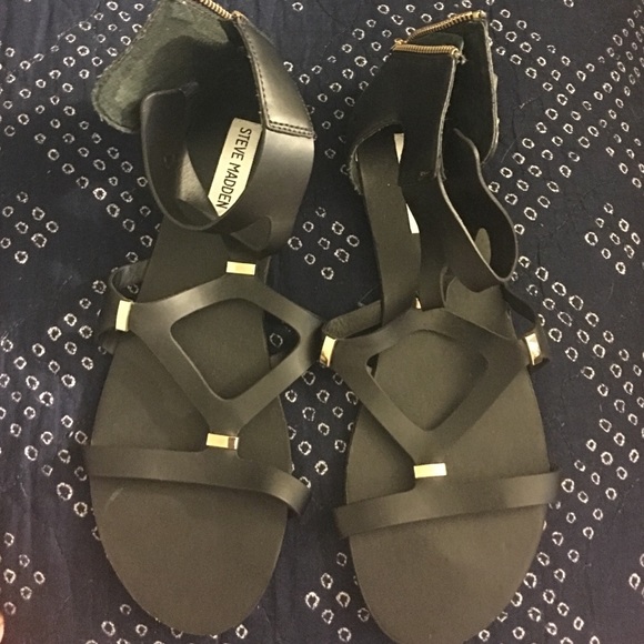 Steve Madden sandal 9 1/2 - Picture 1 of 3