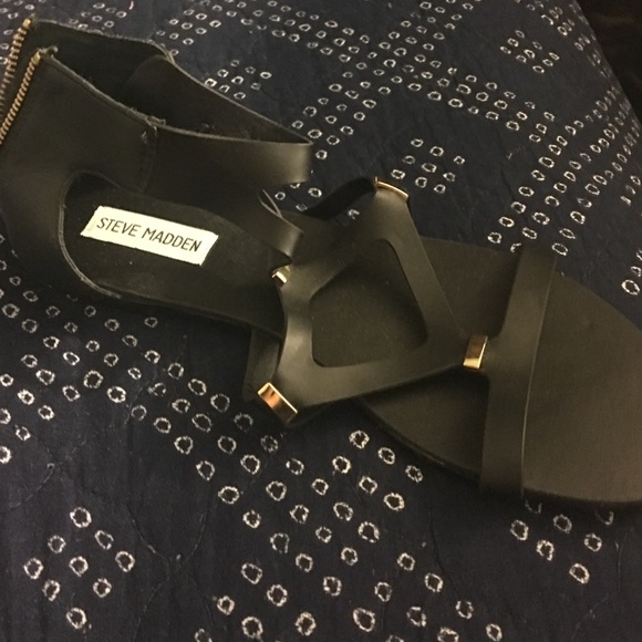Steve Madden sandal 9 1/2 - Picture 2 of 3