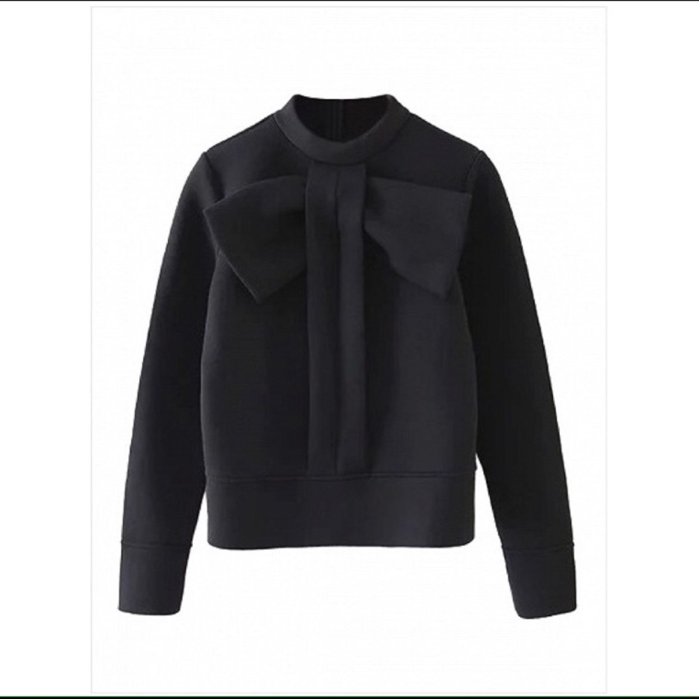 🎉Host Pick!!🎉 🎀Bow-Tie Sweatshirt🎀 - Picture 6 of 8