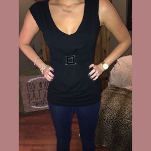 WHITE HOUSE | BLACK MARKET | black buckle top | XS