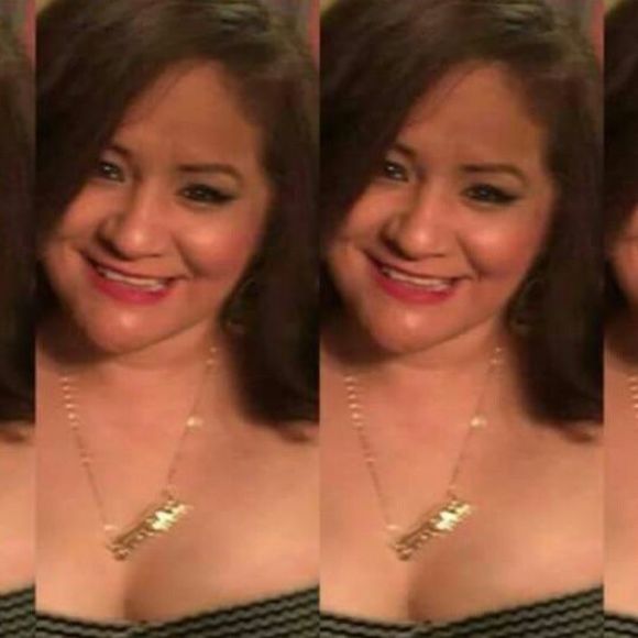 Meet your Posher, Esmeralda - Picture 1 of 1