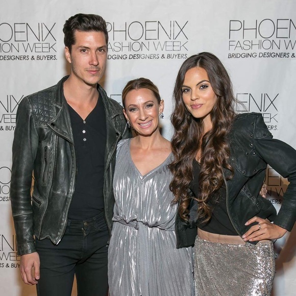 Meet your Posher, Missy - Picture 2 of 4