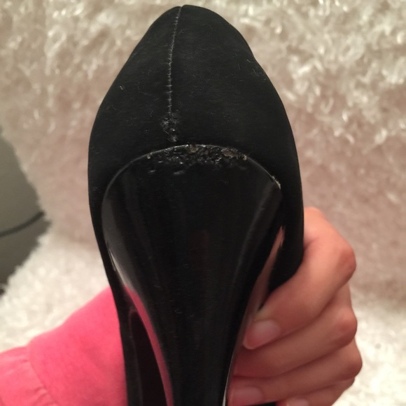 Matte black suede heels - Picture 3 of 4