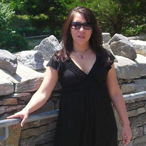 Meet your Posher, Sue - Picture 1 of 1