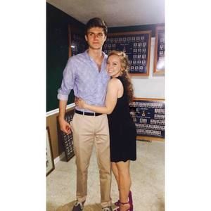 Meet your Posher, Abbey