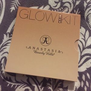 NOT REAL Glow Kit