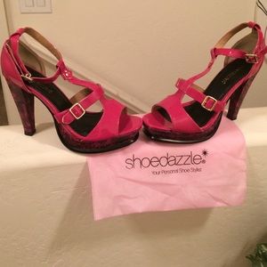 Hot pink snake skin shoes!