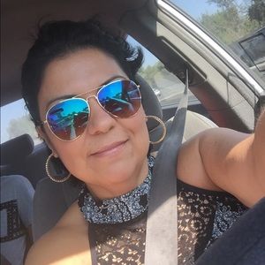 Meet your Posher, Erika